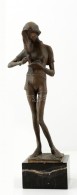 KÅ‘ Pál (1941-): Napszemüveges Lány. Bronz, Márvány Talapzaton, Jelzett, M:28 Cm - Other & Unclassified