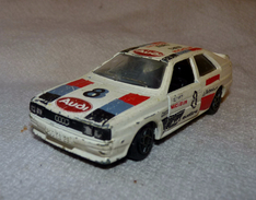 ANCIENNE VOITURE SOLIDO MINIATURE 1 / 43 / AUDI QUATRO - Solido