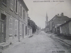 CPA 80 Somme Ailly Sur Noye Rue De L'église - Ailly Sur Noye