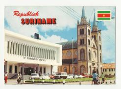 Surinam   Cathedrale Et Banque  1977 - Suriname