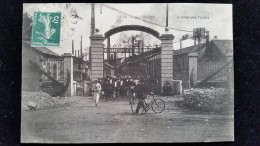 CPA D58 Guerigny Entrée De Forges - Guerigny