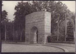 Berlin Treptow - S/w Sowjetisches Ehrenmal 12   Fotokarte - Treptow