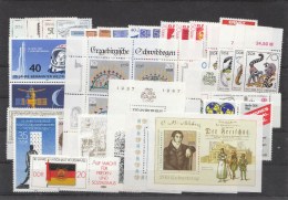 DDR ** Jahrgang 1986 Komplett Katalog 40,00 - Other & Unclassified