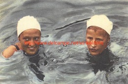 Willie Den Ouden En Rie Van Veen - Schwimmen