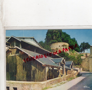 79 - CHEF BOUTONNE - VIEUX LAVOIR ET VESTIGES DES TOURS DE L' ANCIEN CHATEAU FEODAL - Chef Boutonne