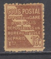 France Colis Postaux N° 54  X Apport à La Gare : 15 C. Brun Sur Jaune  Trace De Charnière Sinon TB - Ungebraucht