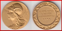 **** ITALIE - ITALIA  MEDAILLE - MEDAGLIA - CENTRO STUDI E SCAMBI INTERNAZIONALI ROMA **** EN ACHAT IMMEDIAT !!! - Professionals/Firms