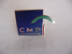 Pins De La Caisse Nationale De Prévoyance (CNP) - Banken