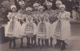 Carte Photo Patins à Roulettes (groupe De Patineurs) - Figure Skating