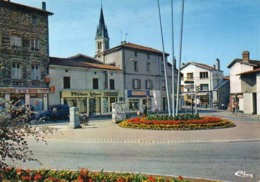 Le Village , Place De Verdun - Rillieux La Pape