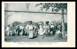 SANTIAGO - PRAIA -Indigenas Fazendo Provisão D'água ( Ed. Nº 12)  Carte Postale - Cape Verde