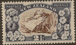 NZ 1935 2 1/2d Mt Cook SG 560 HM #WQ254 - Unused Stamps