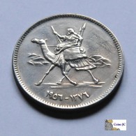 Sudan - 10 Ghirsh - 1956 - Soedan