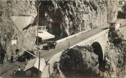 MENTON - Frontière Franco-Italine, Le Pont Saint Louis. - Douane