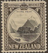 NZ 1935 4d Mitre Peak P12.5 SG 583b HM #WQ276 - Unused Stamps