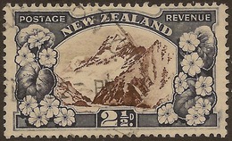 NZ 1935 2 1/2d Mt Cook P13-14x13,5 SG 581 U #WQ123 - Gebraucht