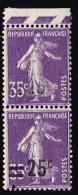 N°218 - Surcharge Partiellement Effacée - Tenant à Normal - Rousseurs - Asp. TB - Unused Stamps