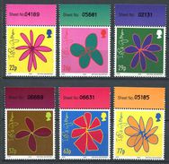 180 GRANDE BRETAGNE 2002 - Yvert 1017/22 - Fleur Stylisee - Neuf ** (MNH) Sans Trace De Charniere - Unused Stamps