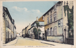 Boulay - Rue Maréchal Foch (petite Animation) Circulé 1938, Provient D'un Carnet - Boulay Moselle