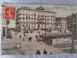 HEYST SUR MER . LA PLACE DE LA GARE ET LE PASSAGE A NIVEAU - Heist