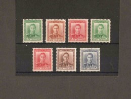 NEW ZEALAND 1938 - 1944 SET SG 603/609 UNMOUNTED MINT/LIGHTLY MOUNTED MINT Cat £38 - Unused Stamps