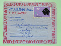 New Zealand 1971 Aerogramme Feilding To England - Satellite - Briefe U. Dokumente