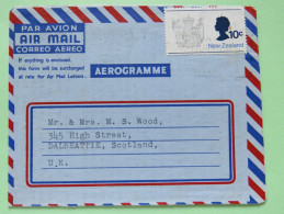 New Zealand 1975 Aerogramme Invercargill To Scotland U.K. - Queen Arms - Cartas & Documentos