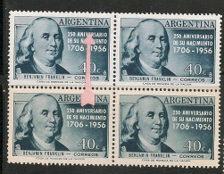 BENJAMIN FRANKLIN - 1956 BLOCK OF 4  # 571  Con VARIEDAD Punto Debajo De T De ARGENTINA  Y A De NACIMIENTO - ** MNH - Neufs