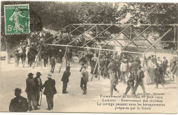 Delcampe - 13/Lambesc - Enterrement Des Victimes - Le Cortege Passant Devant Le Barr... - Tremblement De Terre Du 11 Juin 1909 - - Lambesc