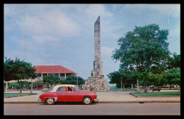 BISSAU - Monumento Ao Esforço Da Raça- Praça Do Imperio ( Ed. Foto-Serra Nº 109)   Carte Postale - Guinea-Bissau