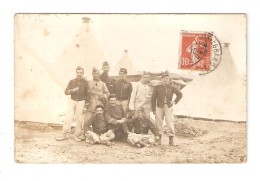 Carte Photo Militaria  51 CHALONS Camp De Châlons Groupe De Soldats Devant Des Tentes - Ausrüstung