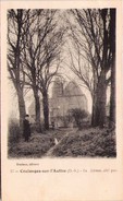 COULONGES-sur-L'AUTIZE - Le Château, Côté Parc - Coulonges-sur-l'Autize