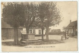 Chaulnes  (80.Somme) Le Calvaire De La Rue Du Moulin - Chaulnes