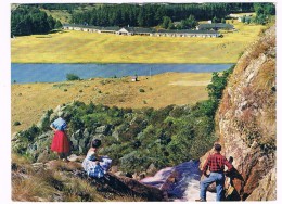 AFR-997    RHODESIA : Troutbeck Lake With Troutbeck Inn - Simbabwe