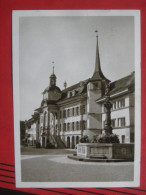 Zofingen (AG) - Rathausplatz Mit Niklaus-Thut-Brunnen - Zofingue