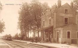 71 - SAONE ET LOIRE - Gares Et Chemin De Fer / Fontaines  - La Gare - Beau Cliché - Autres Communes