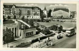 BERLIN  Friedrichstrasse Mit Friedrichstadtpalast Deutsches Hygiene Museum  Autobus 2 P - Friedrichshain