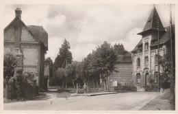 76 - CLERES - L'Entrée Du Bourg - Clères