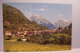 LE  CHATELARD   --- Echappée Sur Le Centre Du Village   ( Pas De Reflet Sur L'original ) - Le Chatelard