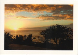 974 - ILE DE LA REUNION - COUCHER DE SOLEIL A BOUCAN CANOT - Saint Paul