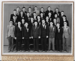 Photo Conscrits Classe 1951 à Paray Le Monial, - Anonyme Personen