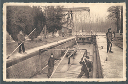 +++ CPA - MAUBRAY - Le Pont Et L'écluse De VEZONCHAUX   // - Antoing