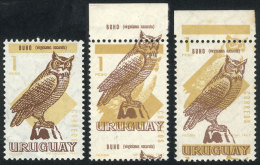 Sc.751, 1968/70 1P. Owl, 2 Stamps With VARIETY: Very Shifted Colors, Different Between Them  (one With Stain Spots... - Uruguay