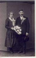 TO IDENTIFY - Photo PC,  Hochzeits Photo, Unbekanntes Paar, 1930er ?? - Noces