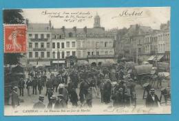 CPA 90 - Métier Marchands Ambulants Le Marché Place Au Bois CAMBRAI 59 - Cambrai