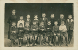 69 CALUIRE ET CUIRE / Photo De Classe De Garçons / - Caluire Et Cuire