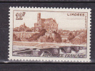 N° 1019: Vue De Limoges: Le Pont Saint-Etienne Et La Cathédrale: Un Timbre Neuf - Unused Stamps