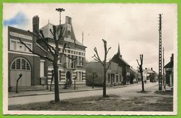 MOISLAINS - Grand'Rue (animée) - Moislains