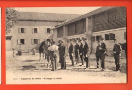 PRA-02 Les Casernes De Bière Dragons Chevaux, Pansage,Militaires, Militär, TRES ANIME. Cachet 1911 Vers Burtigny - Bière