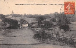 Fléac Sur Seugne    17    Chemin De Fer. L'arrivée. Vue D'ensemble - Sonstige & Ohne Zuordnung